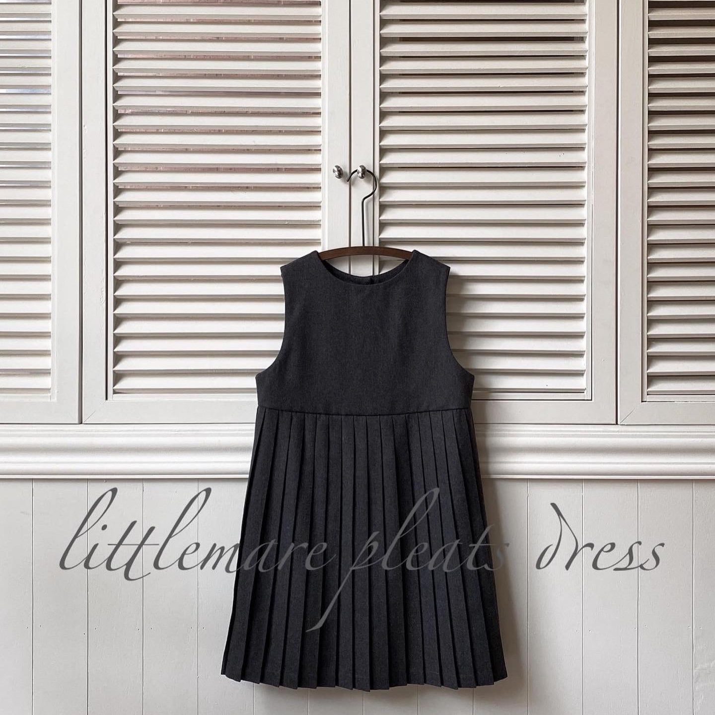 pleats dress